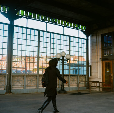 Baltimore, Penn Station, Glass Window