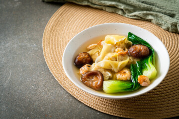pork dumpling soup with shrimps and vegetable