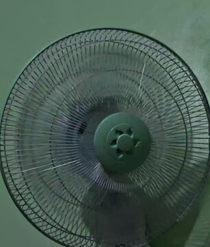 electric fan turbine