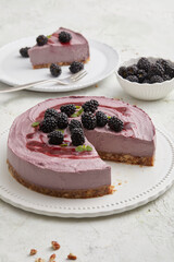 Berry cashew cake 