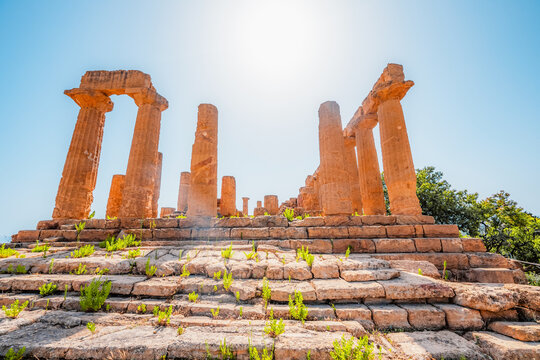 The greek temple of Juno or Tempio di Giunone in the Valley of the Temples, Agrigento, Sicily.