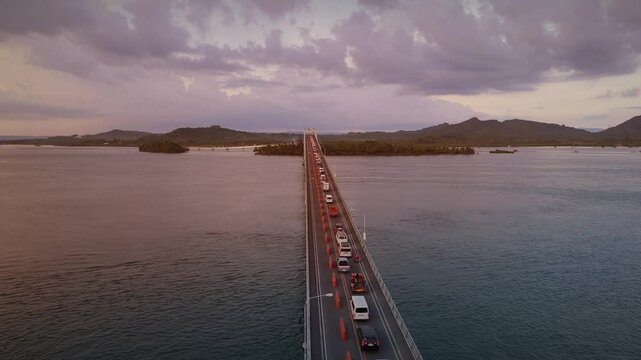 Gridlocked traffic on the San Juanico Bridge in Tacloban as it undergoes repairs.