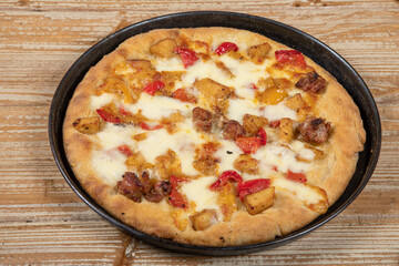 impasto pizza margherita Napoletana, ingredienti farina acqua lievito stesura lavorazione ripieno 