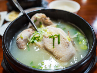 本場韓国のサムゲタン