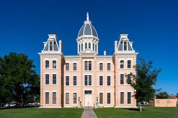 Naklejka premium Presidio County Courthouse in Marfa, Texas