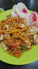 Mie Gomak which is one of the typical foods of the North Sumatran people, a food made from noodles with thick coconut milk and special spices, namely andaliman