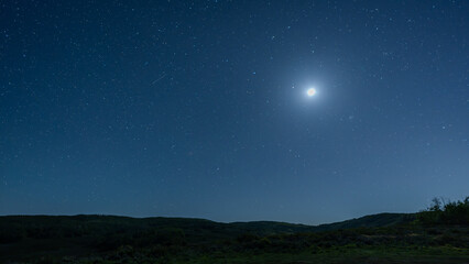 Fototapeta premium Starry Night Sky over Strawberry 