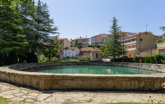 La Fuente de Cella , situada en la localidad turolense de Cella, Espa&ntilde;a