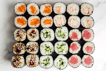 delivery of Japanese rice and fresh fish dishes