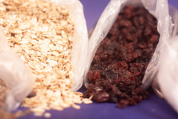 oats, flaxseed, chia, raisins