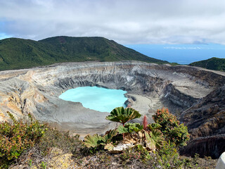 Crater of Poás Volcano in Costa Rica © Gabriel Vindas