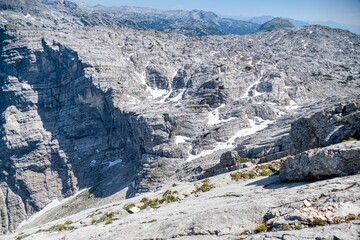 summer hiking adventure in totes gebirge