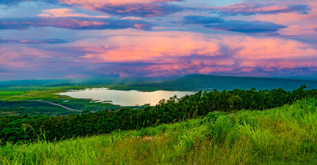Obraz premium Thailand Landscapes with Lakes and Mountains