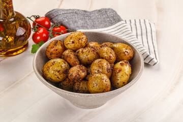 Baked mini potato with herbs