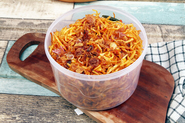 a bowl of potatoes crispy