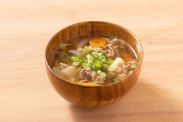 牛肉　味噌汁