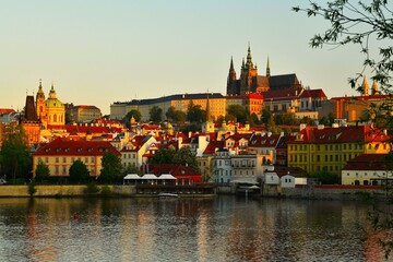 Fototapeta premium Prague Castle (Czech: Pražský hrad) at the crack of dawn - an ancient castle complex in Prague serving as the official residence and workplace of the president (Czech Republic)