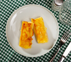 Delectable pancakes, featuring sweet fruit preserve filling, perfect for your next breakfast