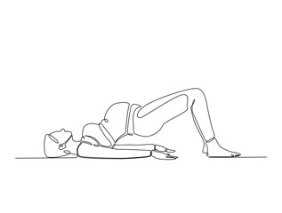Continuous one line drawing of pregnant mother practicing yoga. Pregnant yoga outline illustration. Editable vector.