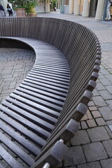 panchina in listelli di legno