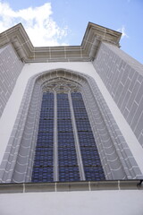 frontdoOrs