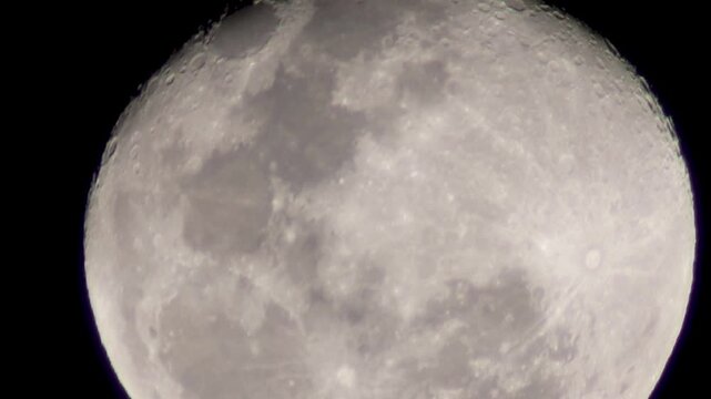  4K LA LUNA