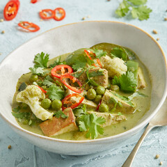 Thai vegetable curry with tofu