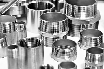 Metal couplings adapters with thread