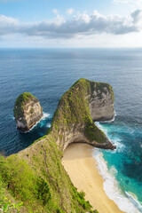 Awesome view of Kelingking Beach at Nusa Penida, Indonesia