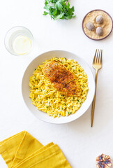 Orzo pasta with roasted chicken breast and curry sauce. Recipe. Healthy eating.