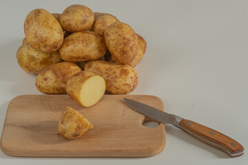 potatoes with knife