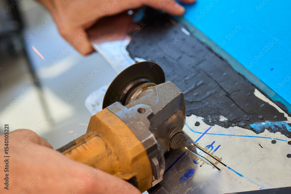 Aufkleber utilizing power tools in the workshop for various metalworking projects effectively