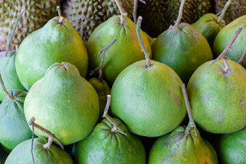 Pomelo, a delicious Thai fruit, is rich in vitamin C.