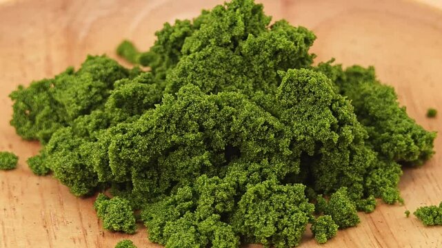 Wolffia globosa or swamp algae or water meal. Super food.