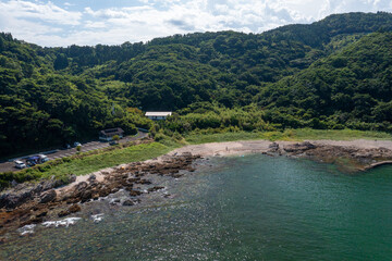 自然をそのまま残した美しい海岸