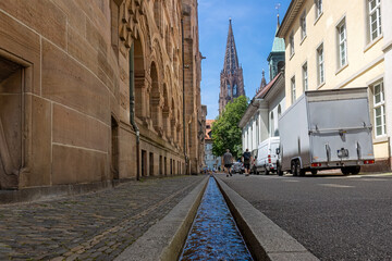 Kanal Richtung Münster, Freiburg im Breisgau