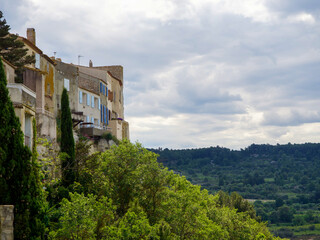Obraz premium Vue du village pittoresque de Bages, France.