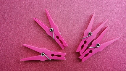 Spinacze różowe, zatrzaski, do suszenia prania