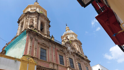 San Luis-Kirchenfassade in Sevilla von Spanien bei Macarena Sevilla