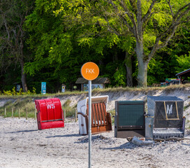 Strandkörbe am FKK   Strand von Binz, Rügen, Mecklenburg-Vorpommern, Deutschland