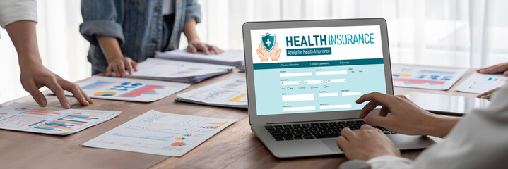Health insurance web site brisk registration system for easy form filling