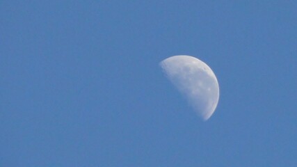 Moon phase,, location of the photograph, Urban Military Sector, Federal District, Brazil,