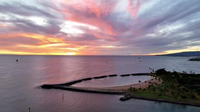 Pink Sky Sunset at Magic Island left circle towards Ewa