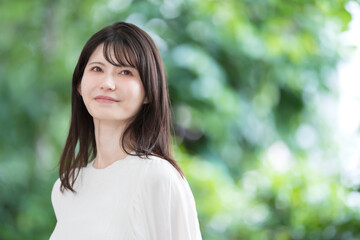 女性