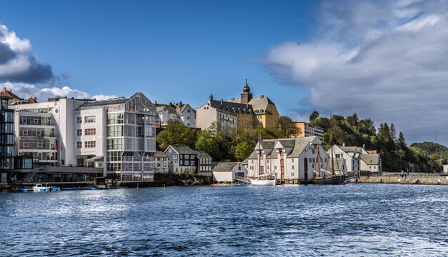 Scenic Waterfront View of Historic European Buildings on a Sunny Day, Aalesund, Norway