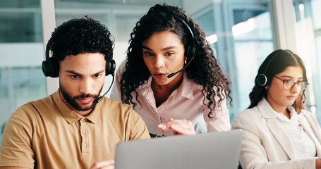 Laptop, call center and coaching with mentor for telemarketing, feedback or advice with people....