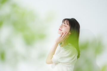 女性　スキンケア