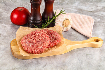 Raw round beef cutlet minced meat