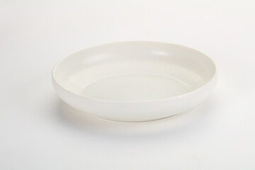 White ceramic empty bowl dishware