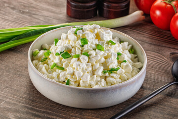Cottage cheese with green onion